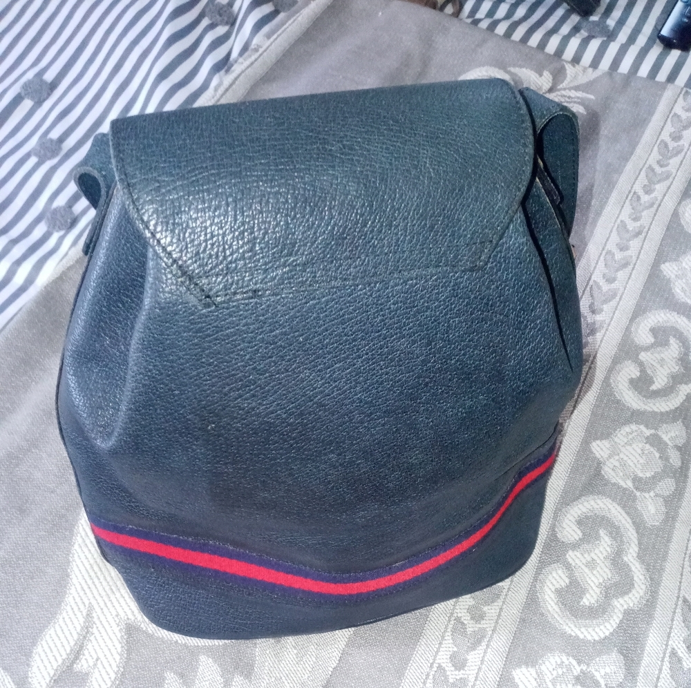 💕💅👜 Amazing Gucci pig skin Bucket💕😍 - Picture 6 of 12